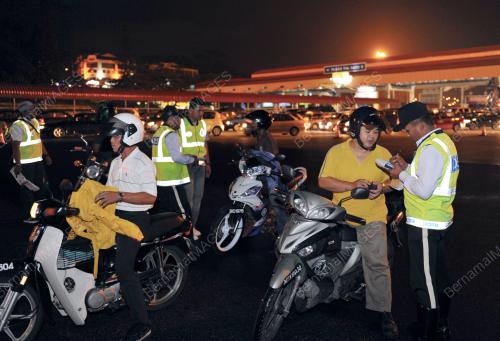 KL40_18022012_POLIS_OPERASI