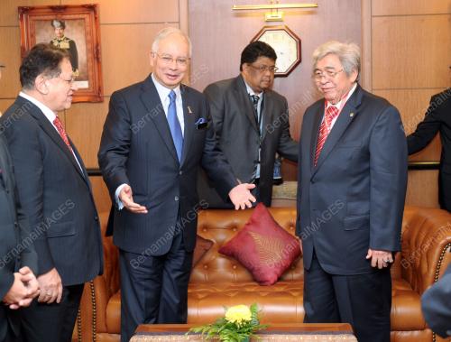 DATUK SERI MOHD NAJIB TUN ABDUL RAZAK
