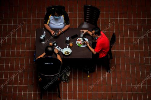 DINE-IN DI RESTORAN DIBENARKAN MENGIKUT KELUASAN MEJA - PKP