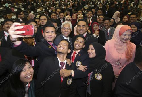 KL40_19072017_PARLIMEN_BN201707058481