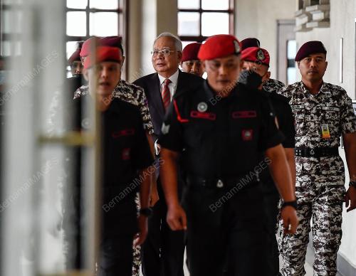 DATUK SERI NAJIB TUN RAZAK