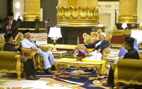 KL40_21062017_AGONG