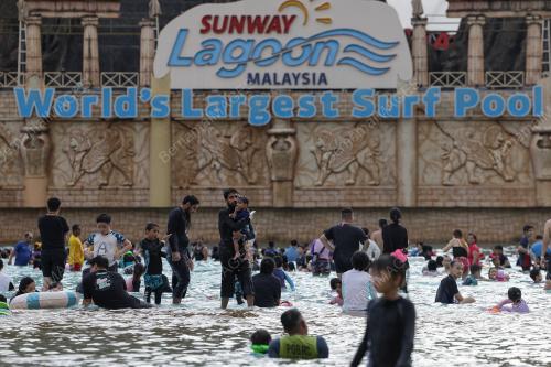 SUNWAY LAGOON DEEPAVALI