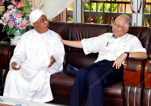 DATUK SERI MOHD NAJIB TUN ABDUL RAZAK
