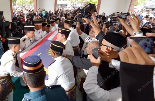 KL40_22082014_JENAZAH