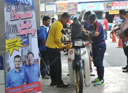 KL40_23062017_UMNO