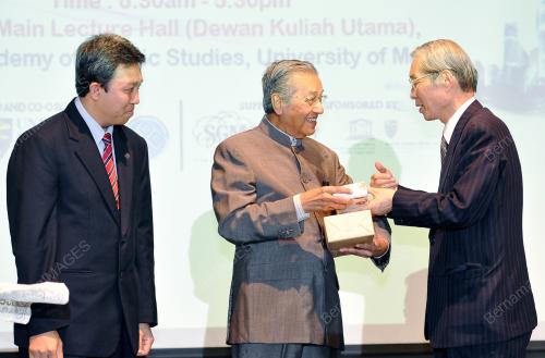 KL40_23102012_UM