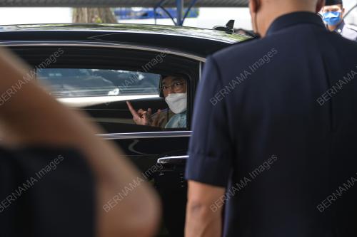 AL-SULTAN ABDULLAH RI'AYATUDDIN AL-MUSTAFA BILLAH SHAH