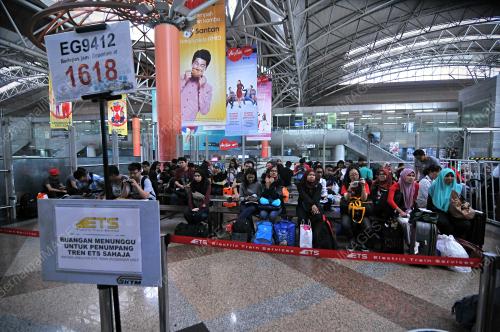 KL40_24062017_TREN_BN201706237865
