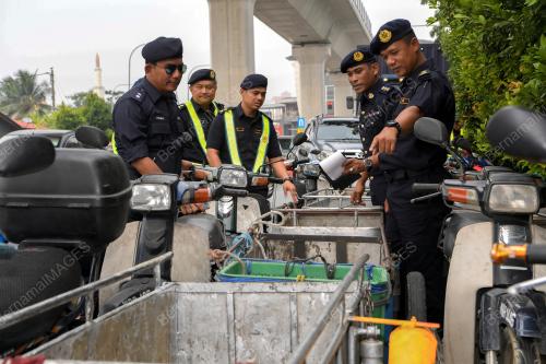 KL40_24092019_JPJ_BN201909231984