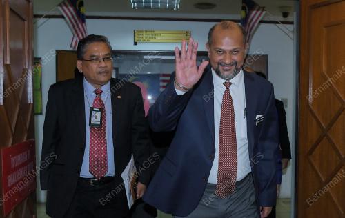 KL40_24102018_KKMM