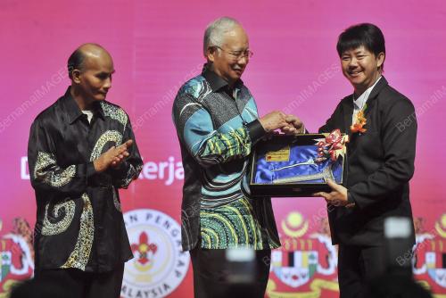 KL40_25072017_PM_NGO_BN201707240804