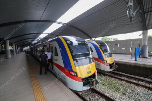 STESEN KTMB BATU CAVES