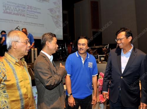 KL40_26022015_RTM