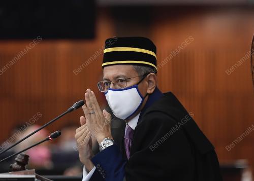 TAN SRI AZHAR AZIZAN HARUN