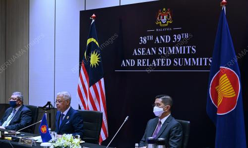 DATUK SERI ISMAIL SABRI YAAKOB