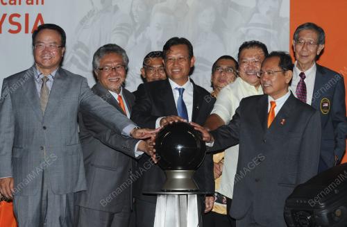 DATUK SERI AHMAD SHABERY CHEEK