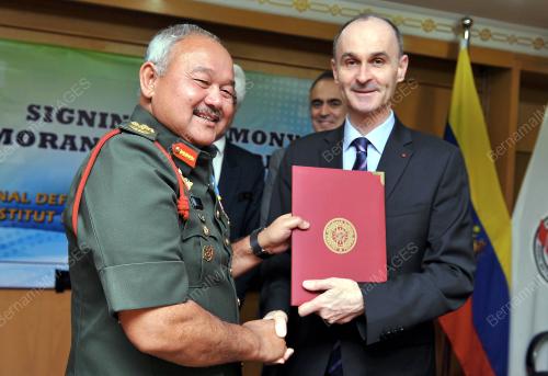 KL40_29012014_UPNM_MOU