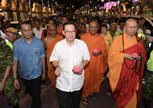 KL40_29052018_WESAK_BN201805289524
