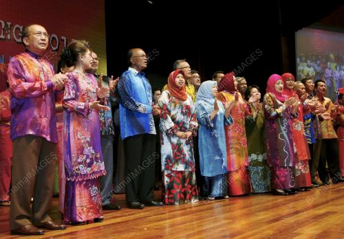 DATUK SERI DR RAIS YATIM