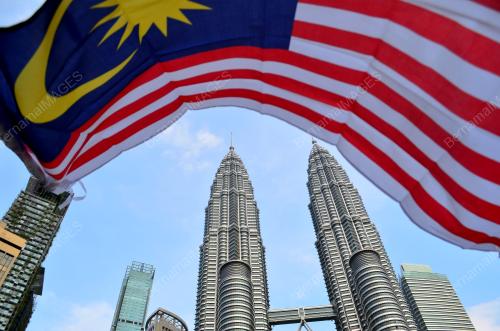 JALUR GEMILANG MEMAYUNGI KLCC