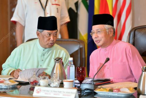 KL40_30082013_PM_MT