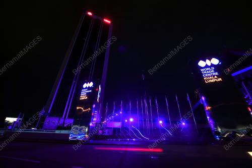 KEMPEN LAMPU BIRU