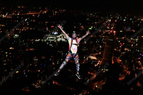 KL41_01102016_NITE_JUMP