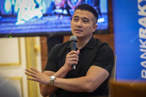 DATUK AARON AZIZ
