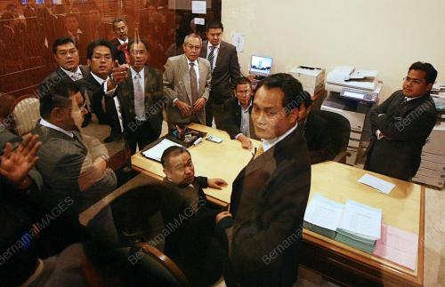 KHAIRY JAMALUDDIN
