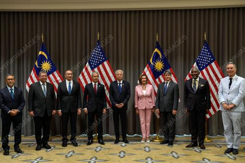 DATUK SERI ISMAIL SABRI YAAKOB