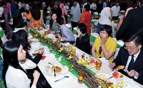 KL41_03092012_KHAZANAH