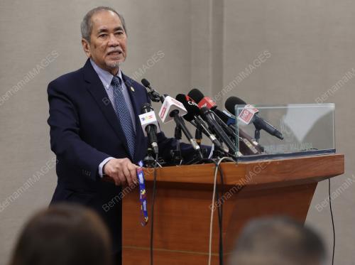 DATUK SERI DR WAN JUNAIDI TUANKU JAAFAR
