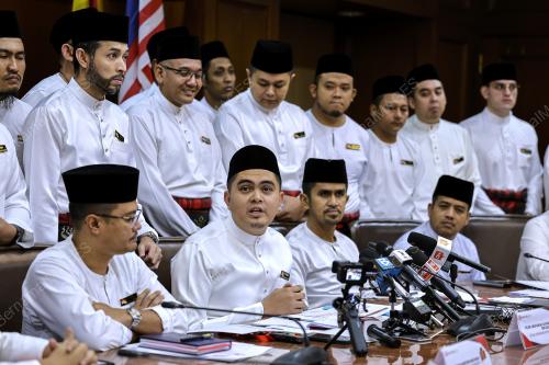 DR MUHAMAD AKMAL SALEH