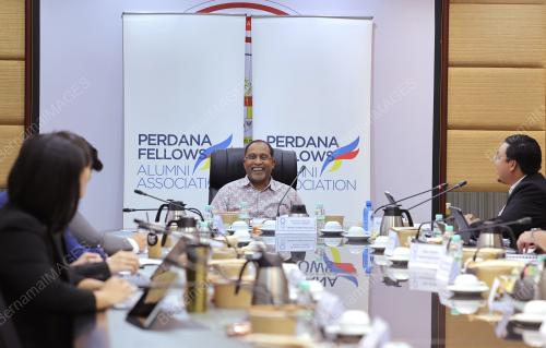 DATUK SERI DR ZAMBRY ABDUL KADIR