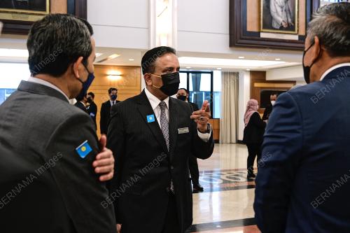 DATUK SERI REEZAL MERICAN NAINA MERICAN
