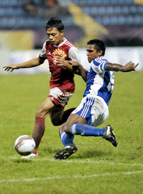KL41_06112012_BOLA