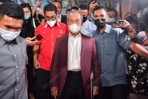 TAN SRI MUHYIDDIN YASSIN