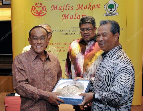 KL41_07032013_GOLKAR