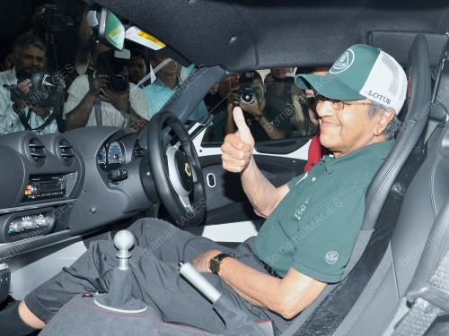 KL41_08012013_TUN_M_LOTUS