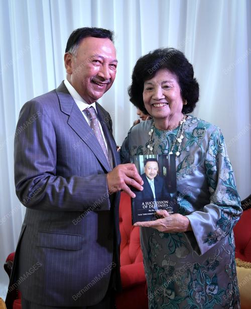 KL41_08032018_AUTOBIOGRAFI