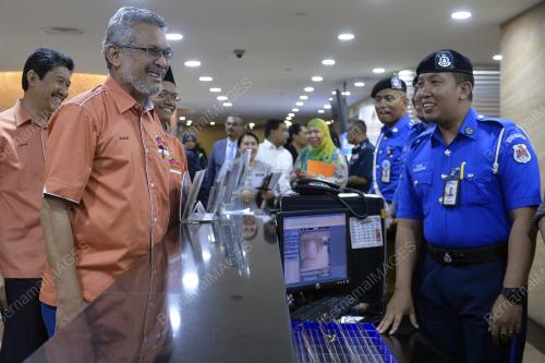 KL41_09072018_KHALID_SAMAD_BN201807082596