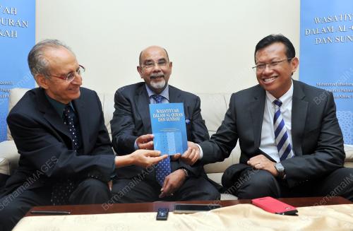 KL41_09092014_BUKU