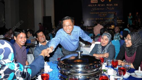 DATUK SERI ISMAIL SABRI YAAKOB