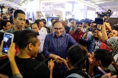 DATUK SERI ANWAR IBRAHIM