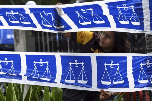 KL41_10042018_BENDERA