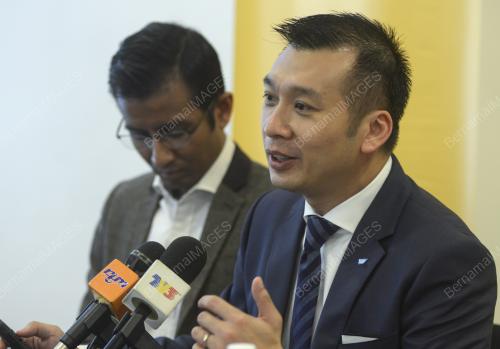 KL41_10082017_MEDIA_BRIEFING