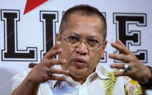 KL41_11102017_UMNO_BN201710108032