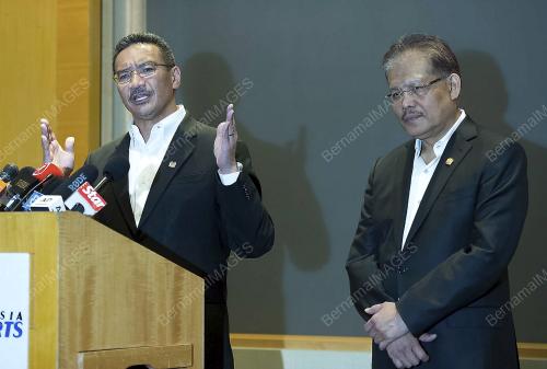 KL41_12092014_PC_MH17