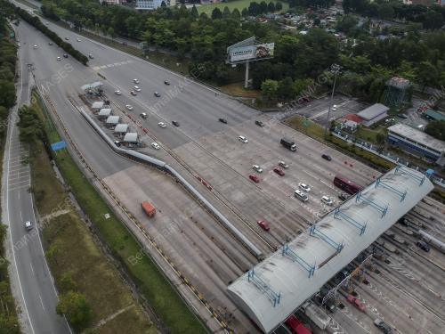 KL41_13062018_GOMBAK